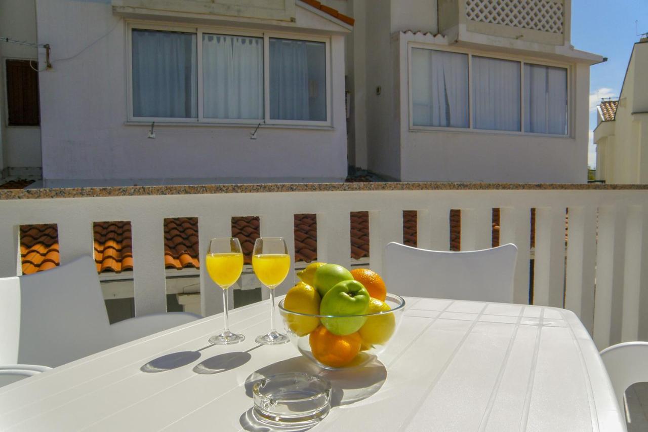 Lada Apartmani Novalja Exterior photo