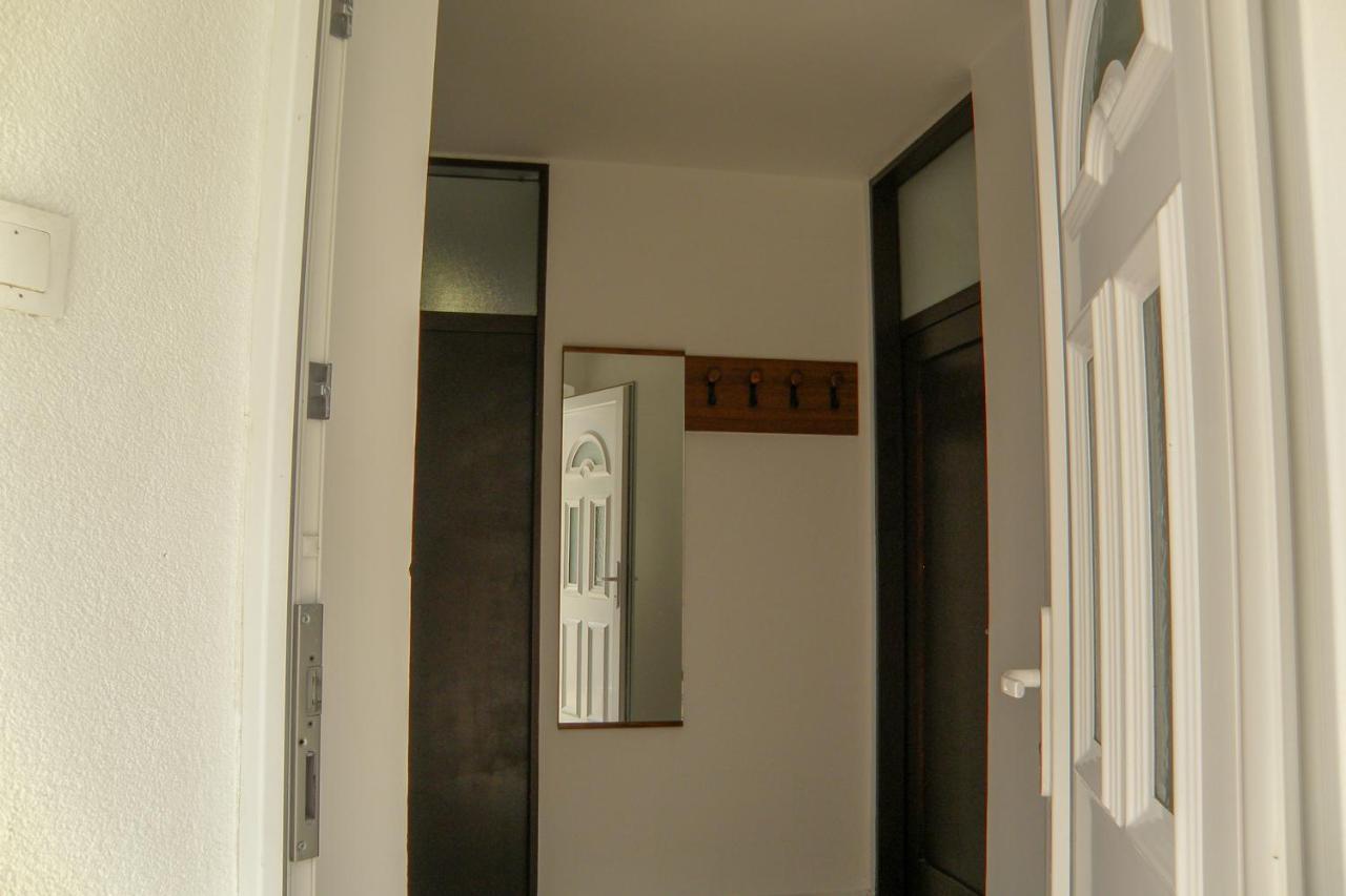 Lada Apartmani Novalja Exterior photo